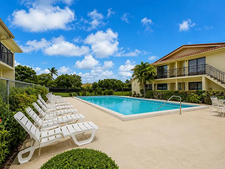 11000 NW Royal Palm Blvd #1-3 — Photo 10