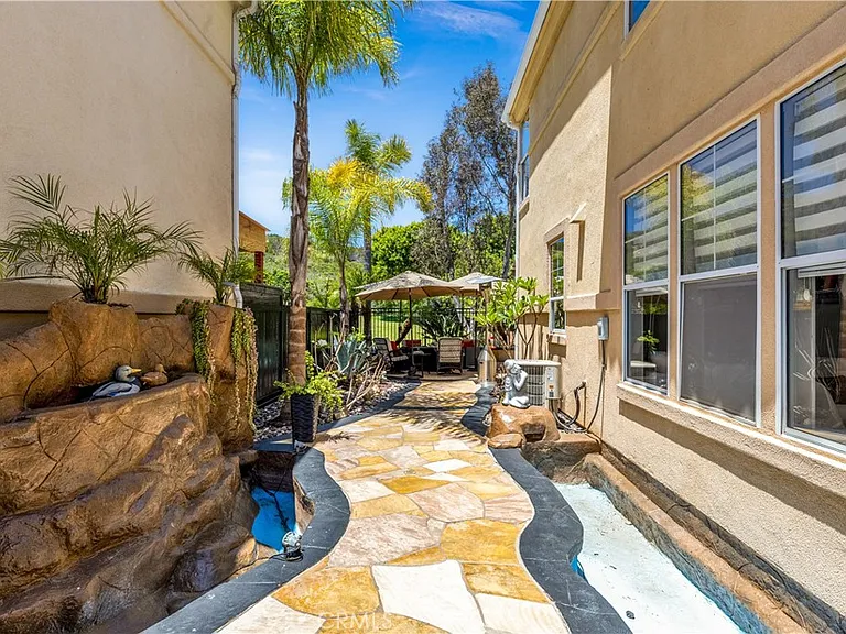 28060 Paseo Hacienda — Photo 47