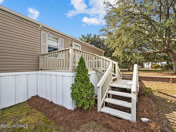5th image of 287 Anderson Dr