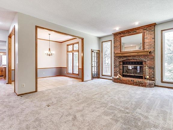4th image of 2366 N Vinegate Cir