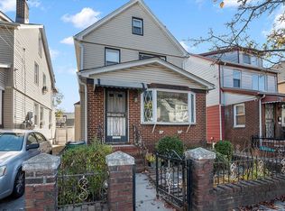 20518 111th Ave, Saint Albans, NY 11412