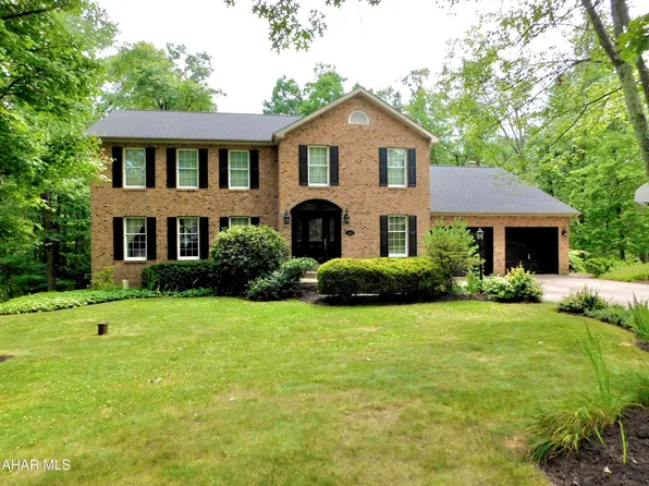 11 Majestic Cir, Hollidaysburg, PA 16648