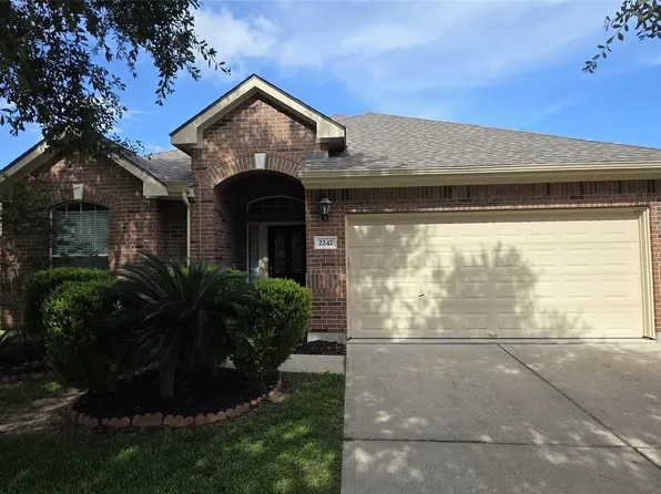2242 Waxwing Dr, League City, TX 77573