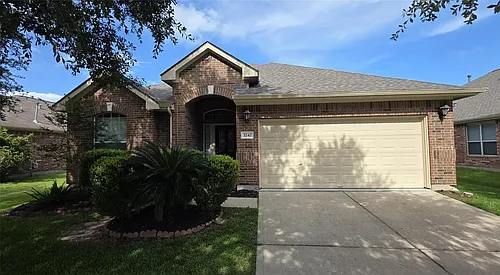 2242 Waxwing Dr Photo 1