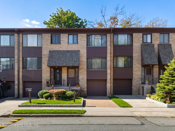 308 Grasmere Dr, Staten Island, NY 10305