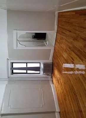 Rented by Signature Property Realty | media 33