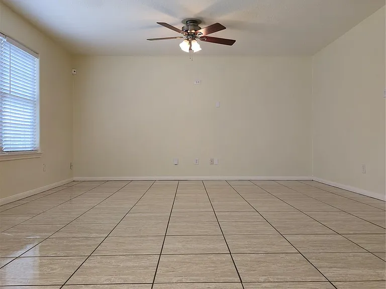 11114 Opatrny Meadows Ln — Photo 12