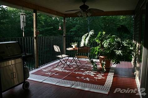 3rd image of 30 Cornelia Brook Ln