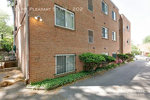 3433 Mount Pleasant St NW #202 — Photo 13