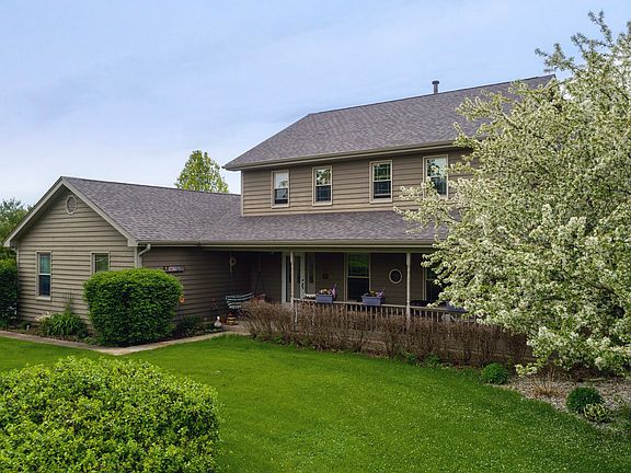2nd image of 2S961 Heritage Glen Ct