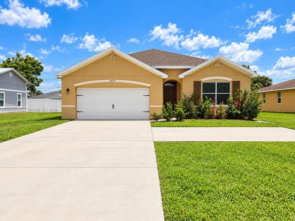 2257 SW Import Dr, Port Saint Lucie, FL 34953