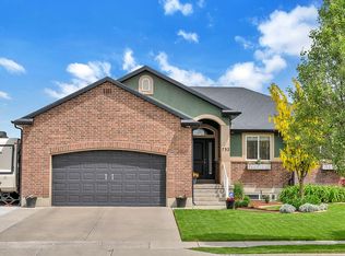 732 W 25 N, Clearfield, UT 84015