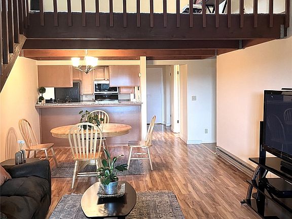 4th image of 9398 Redmond Woodinville Road NE #E328