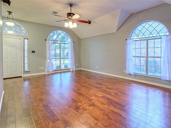 4th image of 6416 Saint Alban Ct