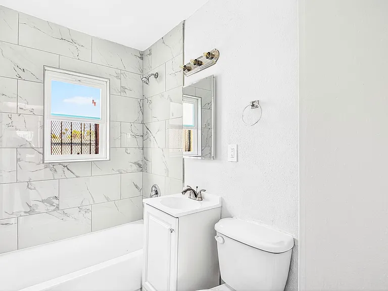 904 Atlantic ave — Photo 18