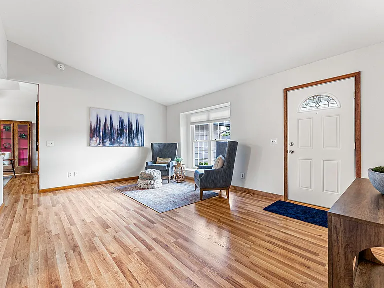 249 S Buchanan Ave — Photo 7