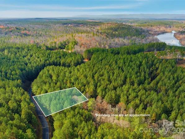 161 W Settings Blvd NW, Valdese, NC 28690