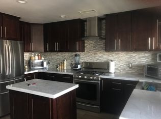 2251 Ayers Ave, Commerce, CA 90040