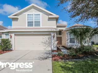 6714 Guilford Crest Dr, Apollo Beach, FL 33572
