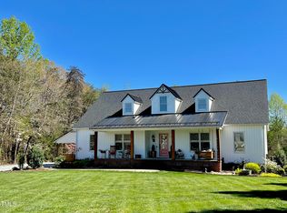 3400 Country Hill Ln, Burlington, NC 27217