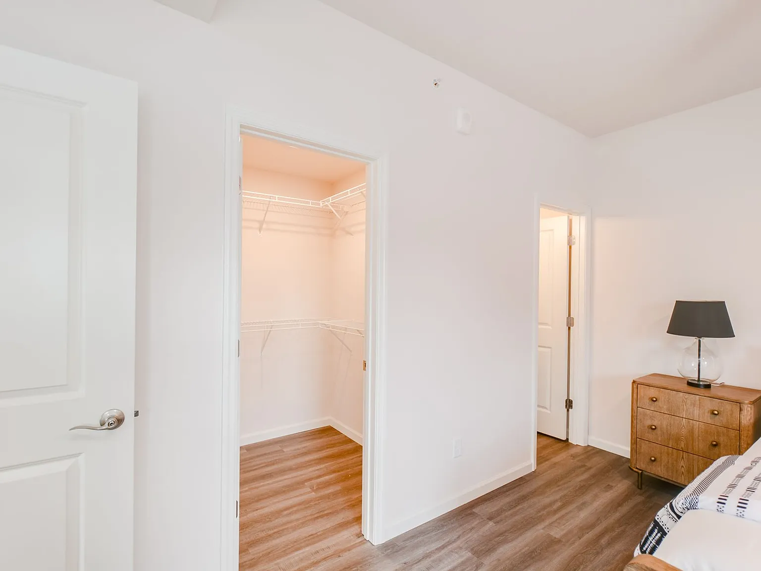 Park West Condominiums — Photo 3