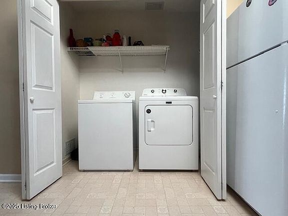 5th image of 2607 Hampton Hill Ct