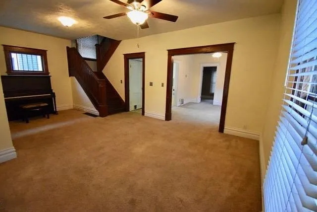 4 bed, 1438 sqft, $1,700 — Photo 3