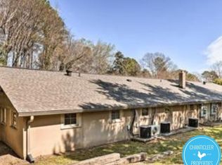 8 Shepherd Ln, Chapel Hill, NC 27514