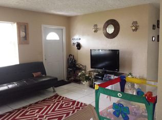 351 W 25th St, Riviera Beach, FL 33404