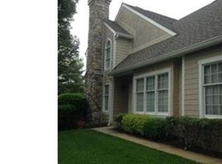74 Highpoint Dr, Berwyn, PA 19312
