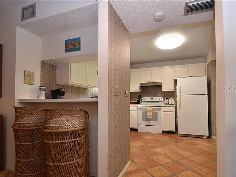 1626 Brookhouse Dr #BR137 — Photo 8