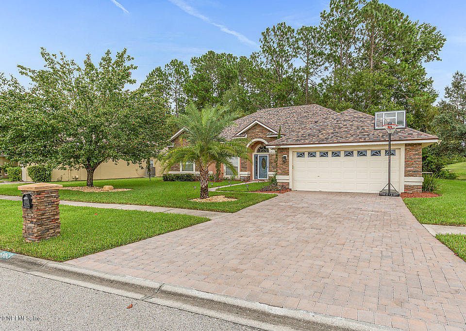 1st image of 5863 Long Cove Dr