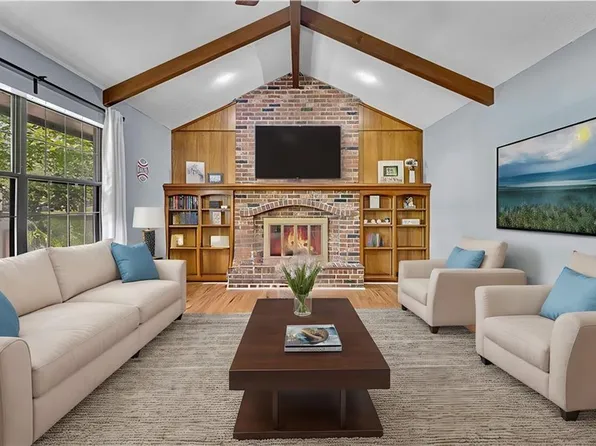 17208 E 51st Ct S, Independence, MO 64055