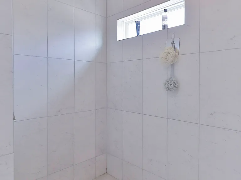 3126 Oakley St — Photo 16