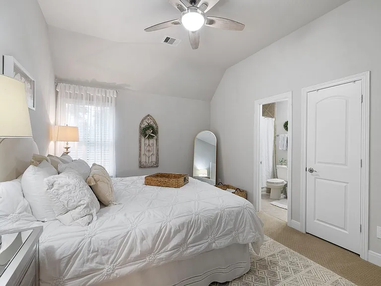 19 Cohasset Pl — Photo 35