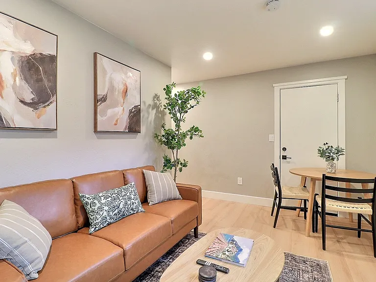 500 Creekside Rd #B — Photo 4