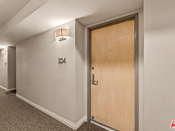 2nd image of 1617 S Beverly Glen Blvd APT 204