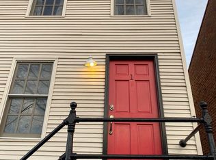 113 N Fayette St APT 1, Alexandria, VA 22314