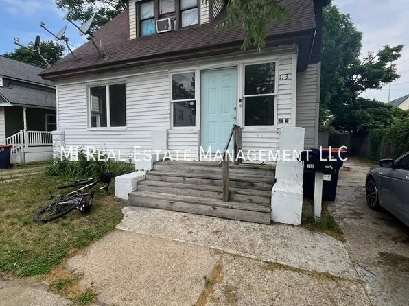 113 W 16th St, Holland, MI 49423