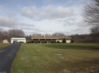 3288 Jones Rd, Diamond, OH 44412