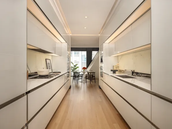 53 West 53rd Street image 9 of 29