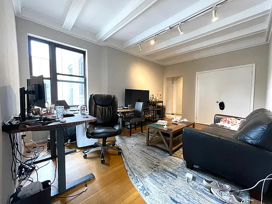 Rented by Douglas Elliman | media 18