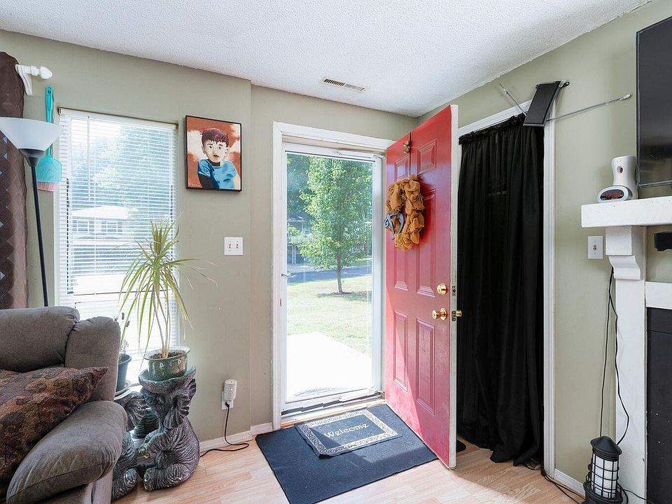 1st image of 2501 Grandview Cir