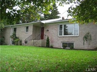 534 Bierys Bridge Rd, Bethlehem, PA 18017