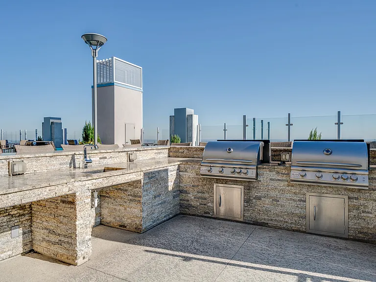 Skyhouse Raleigh — Photo 24