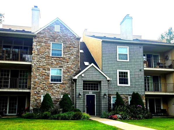 812 Deer Run, East Norriton, PA 19403