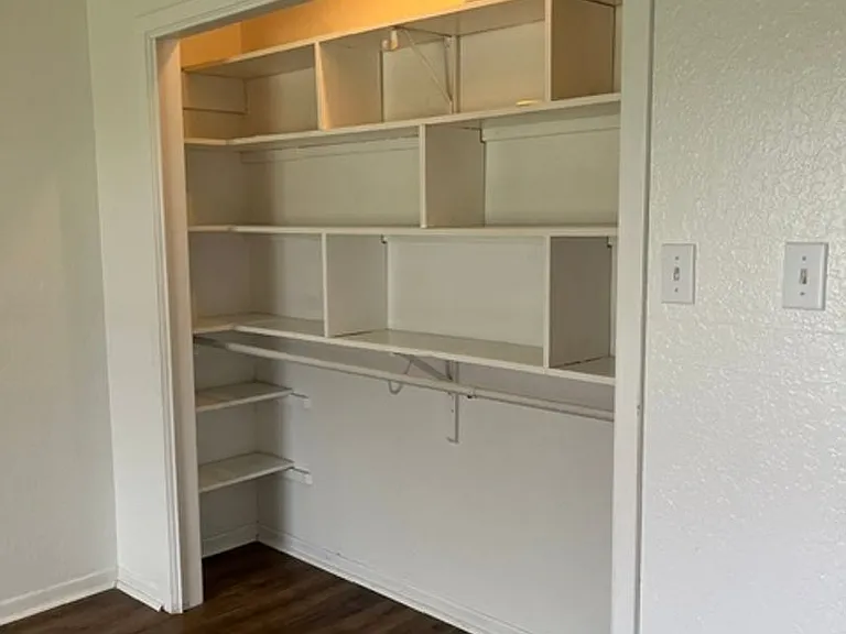 8033 Weehunt Ct — Photo 18