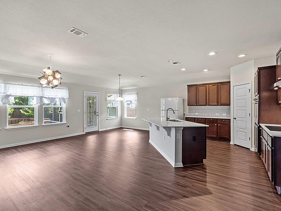 5th image of 16512 Enamorado Rd