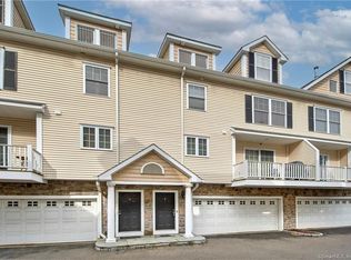 1707 Summer St #3, Stamford, CT 06905