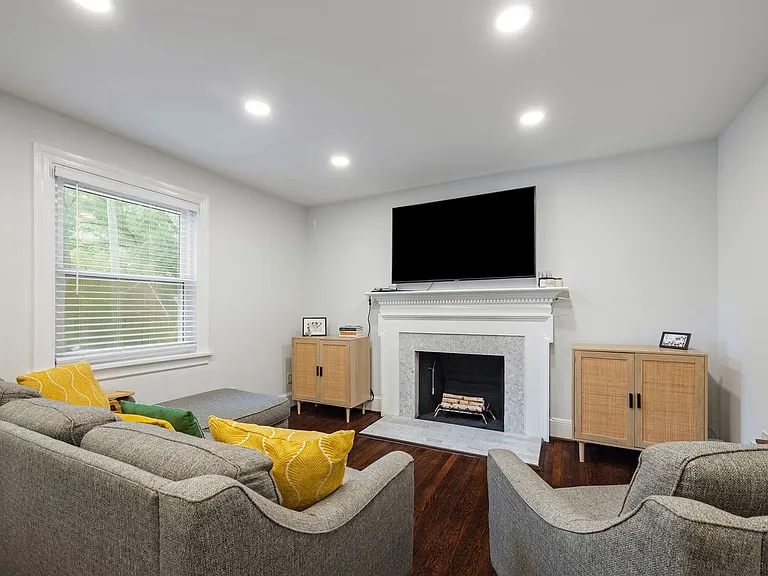 4815 Cutshaw Ave — Photo 6